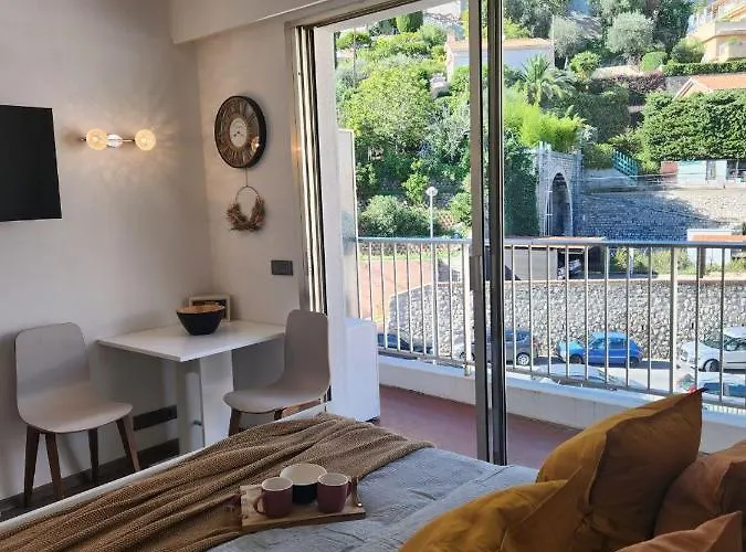 Apartment Your Favorite *